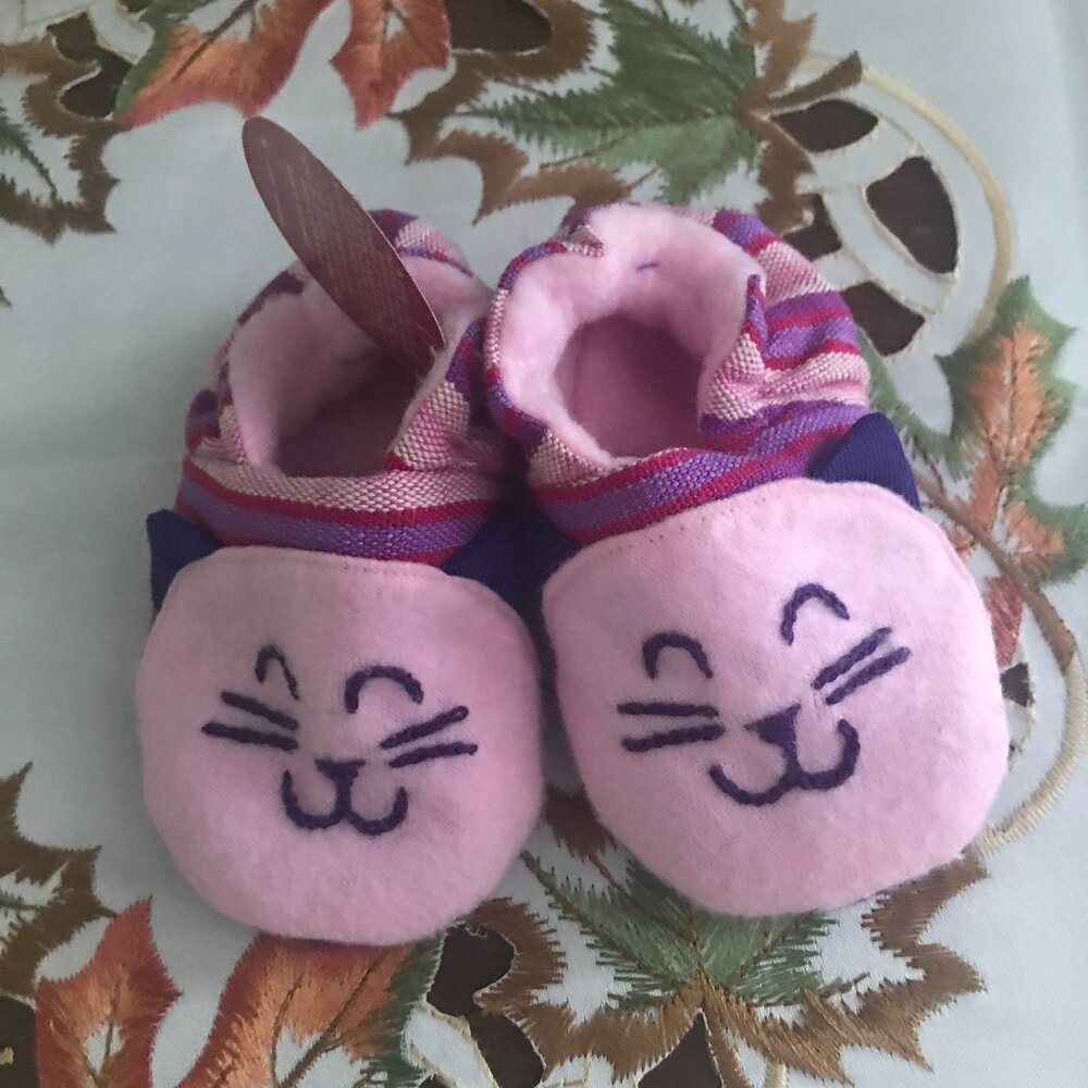 Fair Trade Cat Slippers for Baby/Toddler NEW with tag